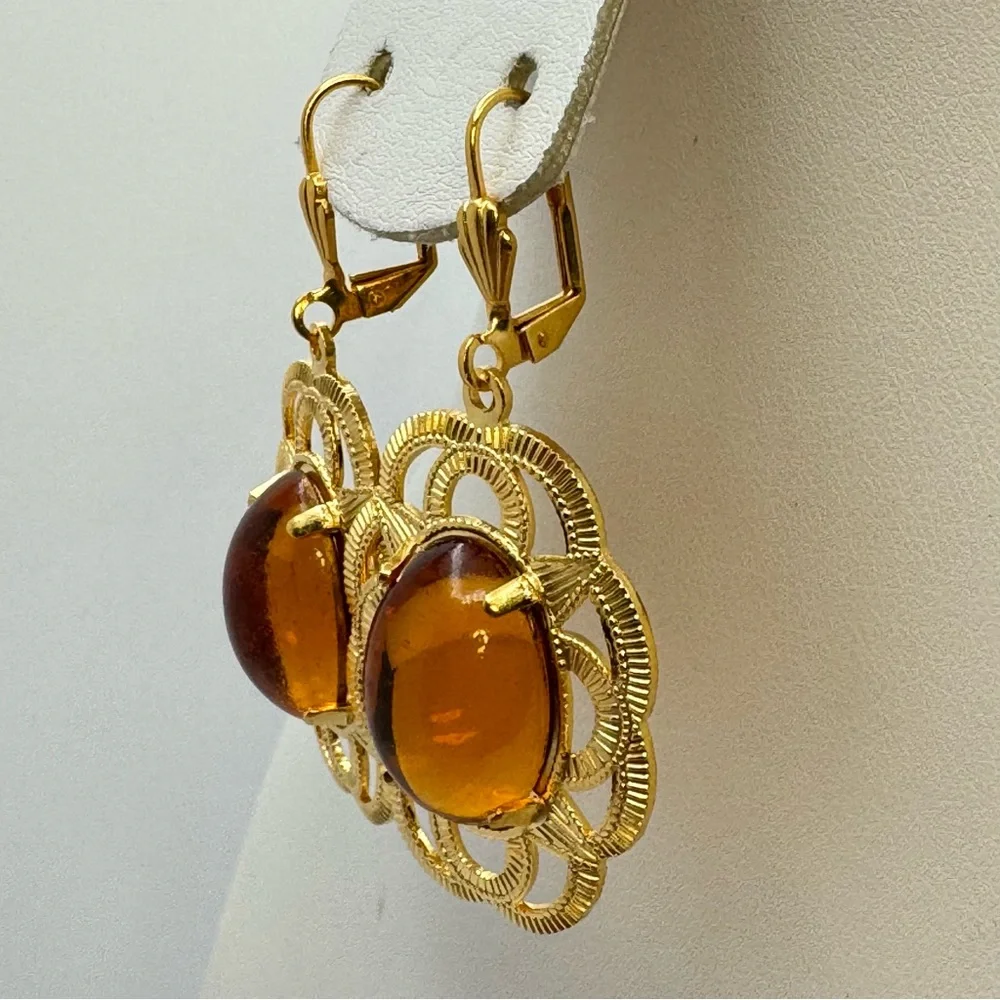 Gold Tone Filigree Amber Cabochon Drop Earrings Leverback